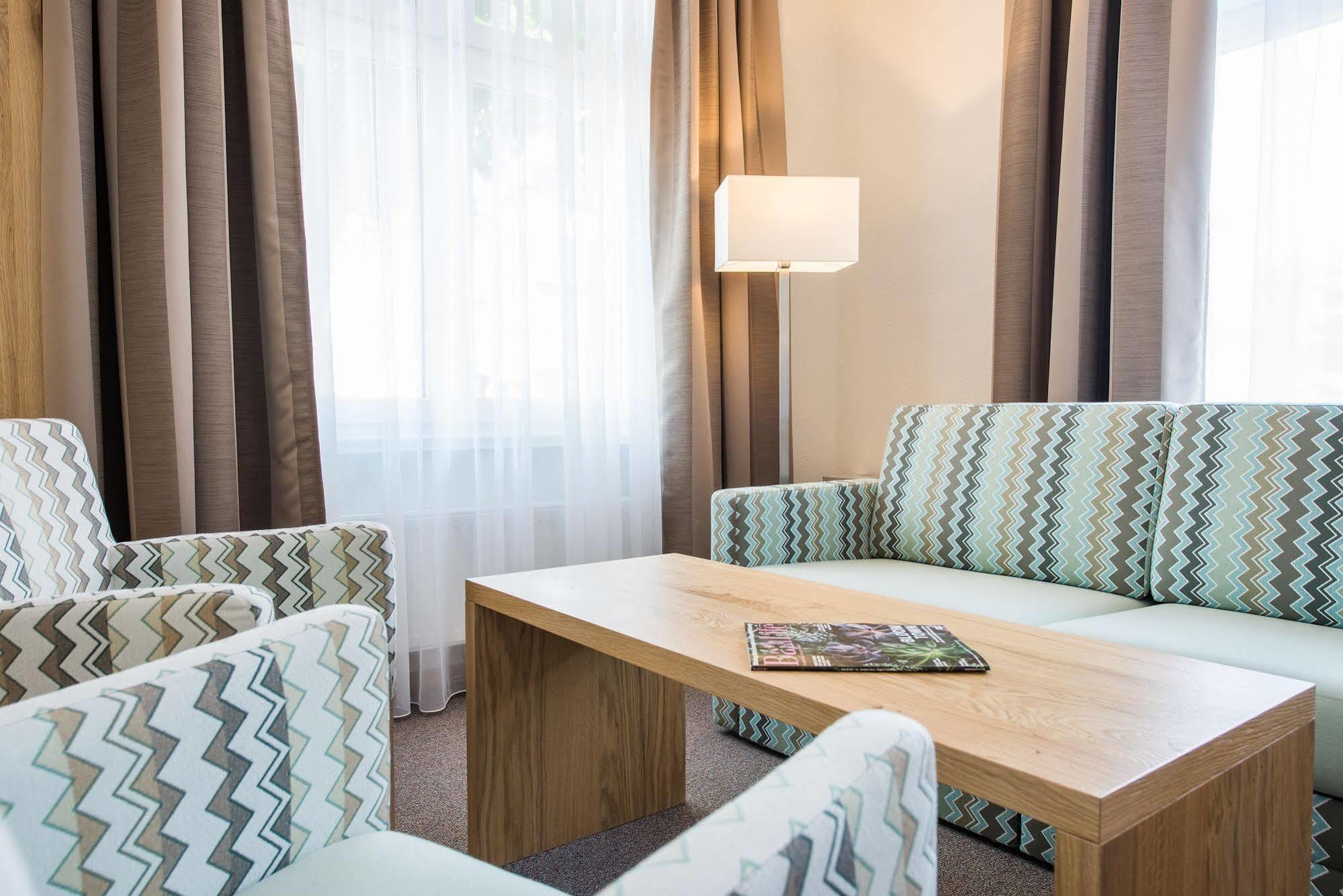 Hotel Bellevue Lauenburg Eksteriør bilde